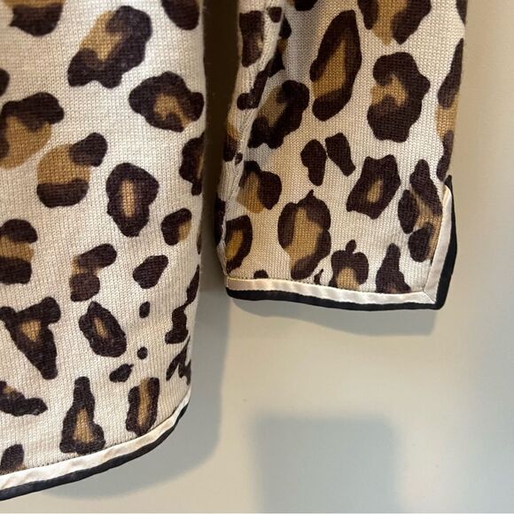 - J Crew animal print wool cardigan with satin trim Sz M - Picture 7 of 7
